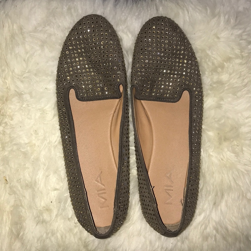 Cute sparkly flats!